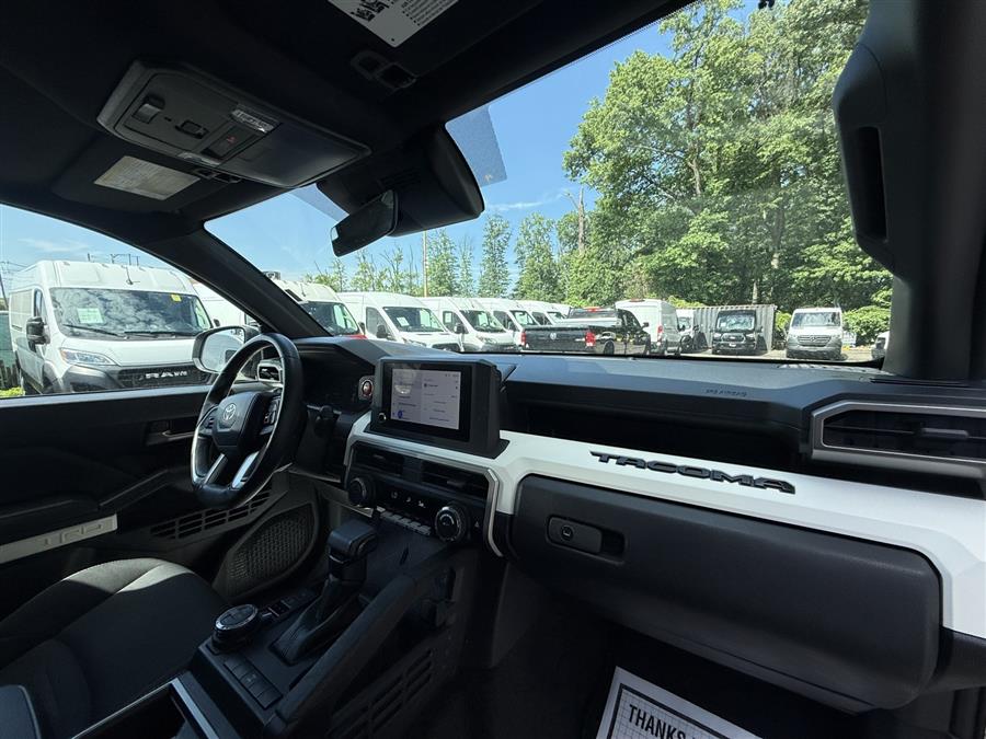 2024 Toyota Tacoma TRD Off Road - Photo 32