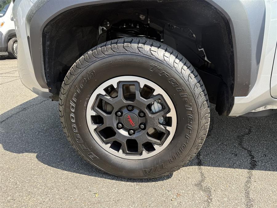 2024 Toyota Tacoma TRD Off Road - Photo 8