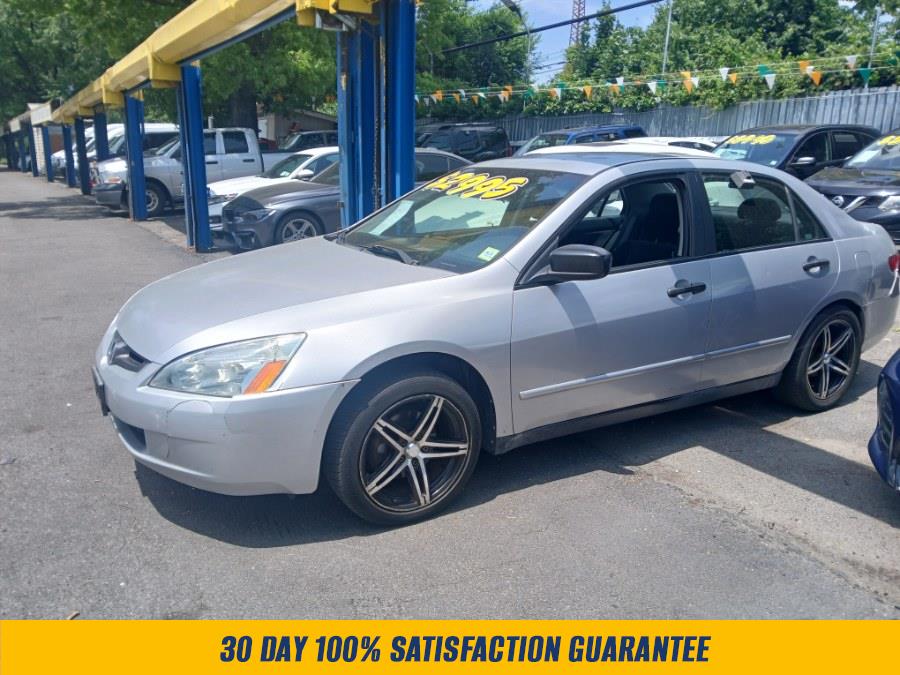 2005 Honda Accord DX 5AT's photo