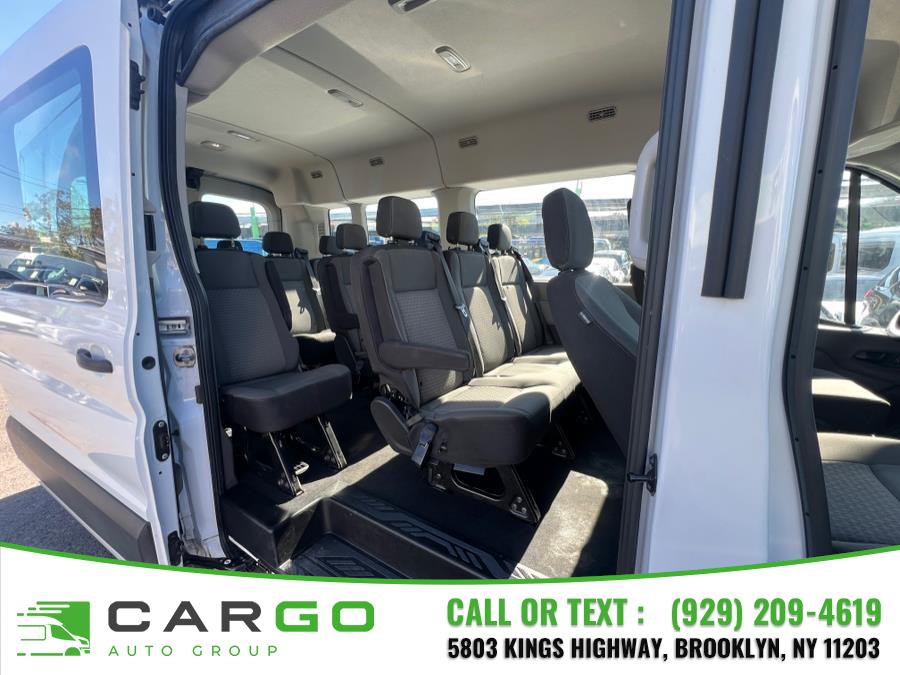 2021 Ford Transit Passenger Van XLT - Photo 9