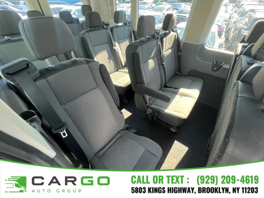 2021 Ford Transit Passenger Van XLT - Photo 10