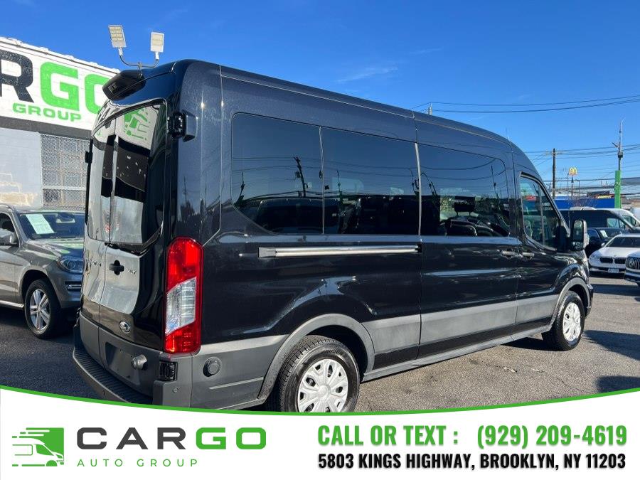 2024 Ford Transit Passenger Van XLT - Photo 6