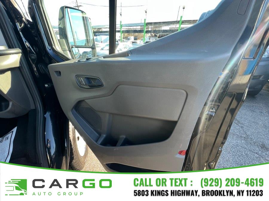 2024 Ford Transit Passenger Van XLT - Photo 28