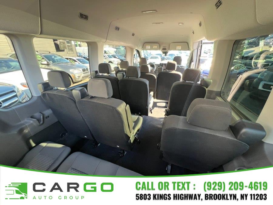 2024 Ford Transit Passenger Van XLT - Photo 29
