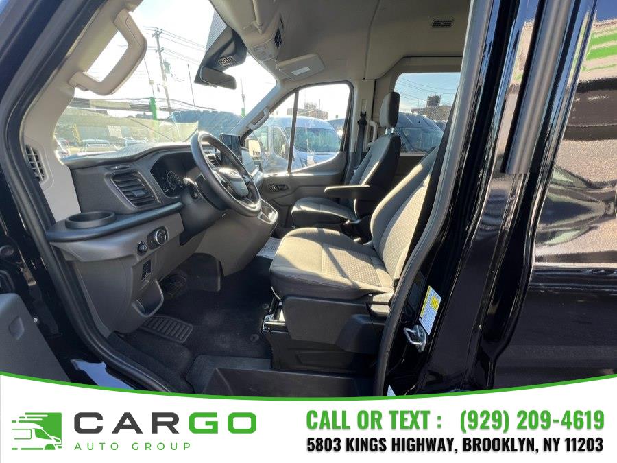 2024 Ford Transit Passenger Van XLT - Photo 15