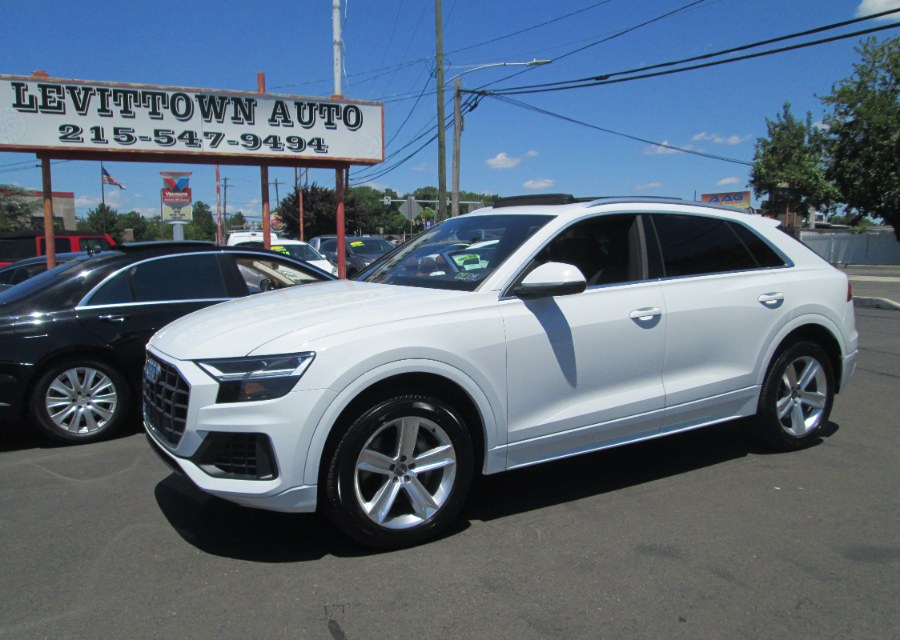 Glacier White Metallic 2019 Audi Q8 quattro Premium 55 TFSI SUV / Crossover All-Wheel Drive Automatic