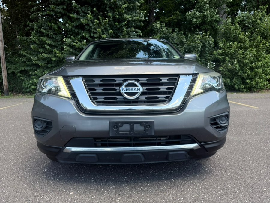 2018 Nissan Pathfinder FWD S - 9