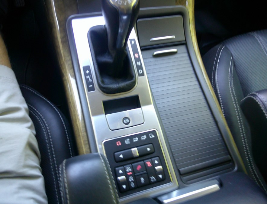 2012 Land Rover Range Rover Sport - $8,977