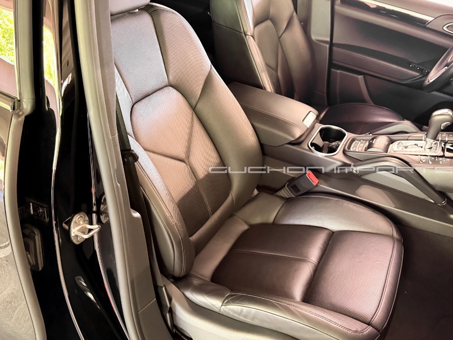 2016 Porsche Cayenne S E-Hybrid - Photo 53