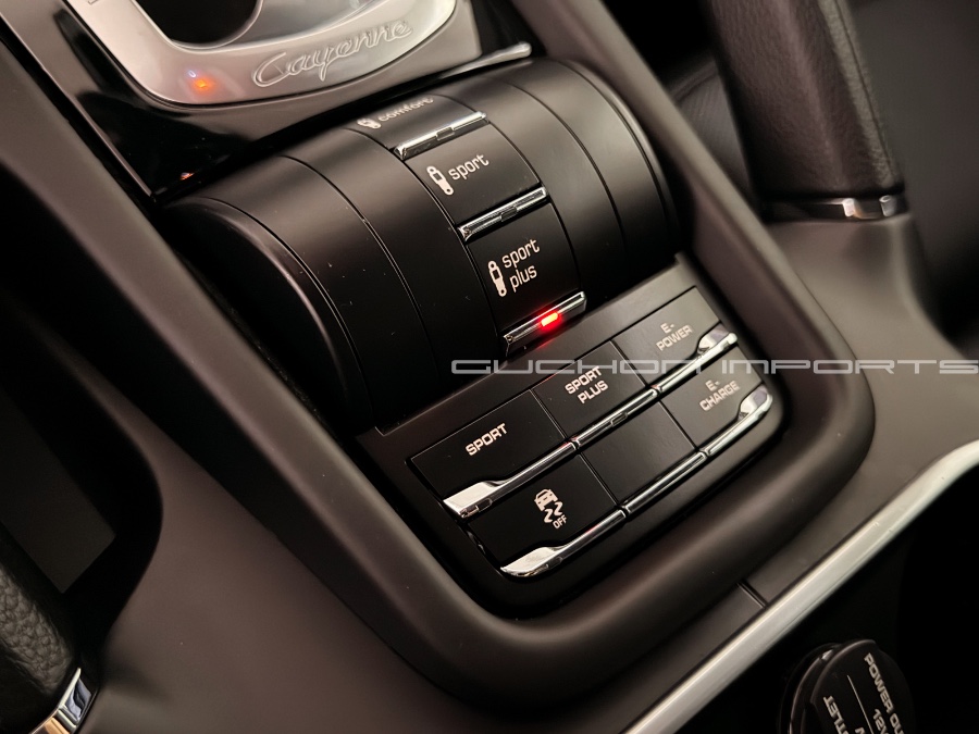 2016 Porsche Cayenne S E-Hybrid - Photo 66