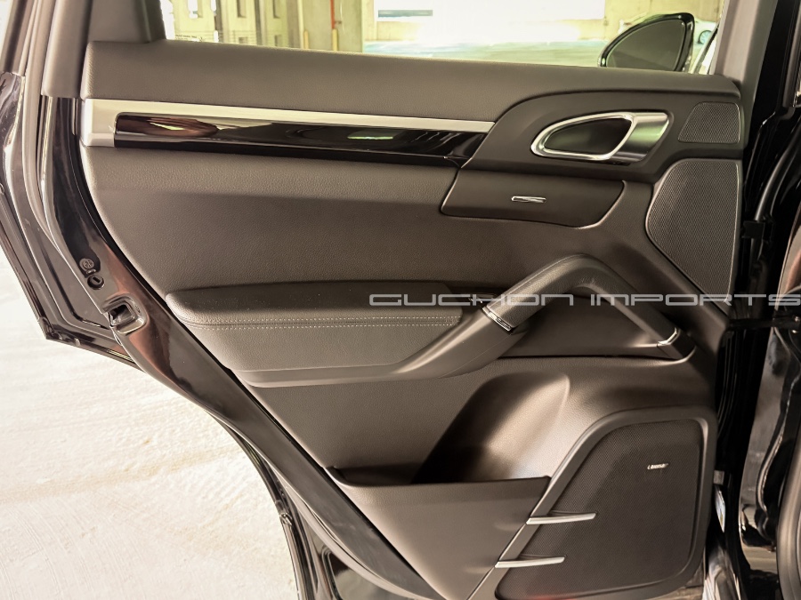 2016 Porsche Cayenne S E-Hybrid - Photo 42