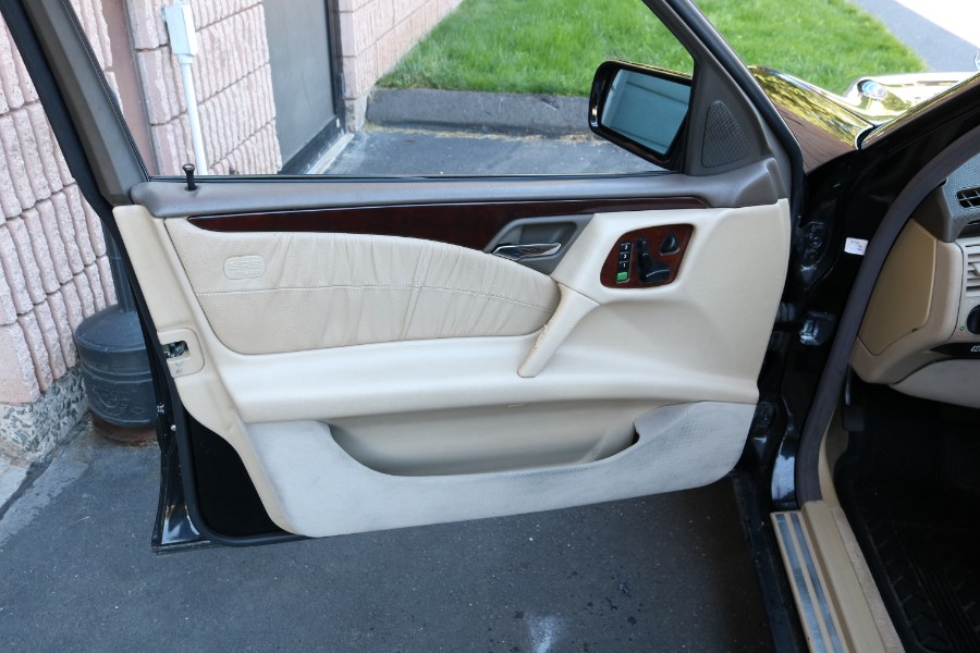 1996 Mercedes-Benz E-Class - Photo 8