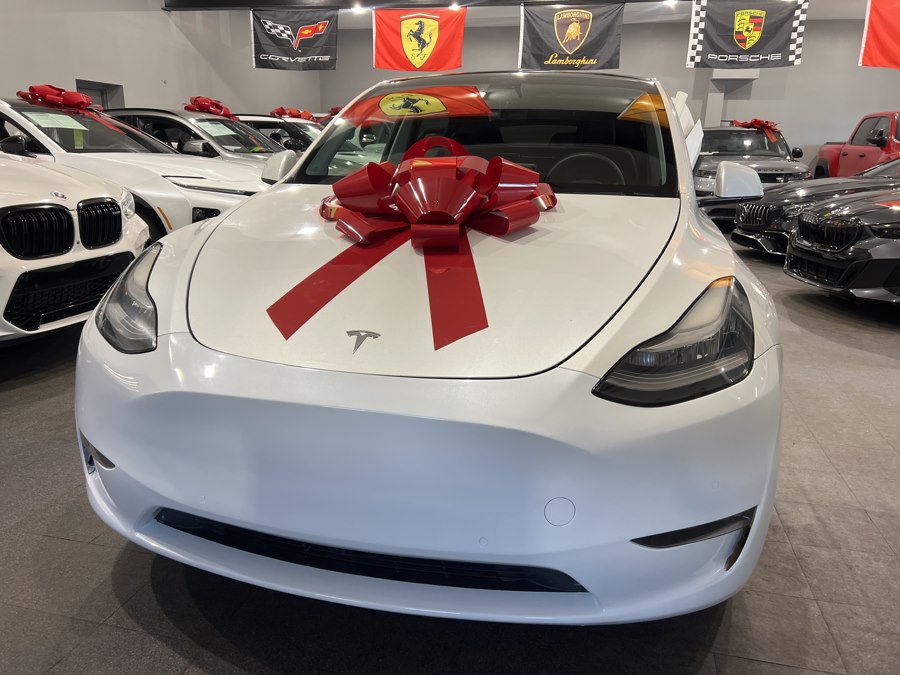 Pearl White Multi-Coat 2021 Tesla Model Y Long Range AWD SUV / Crossover All-Wheel Drive Automatic