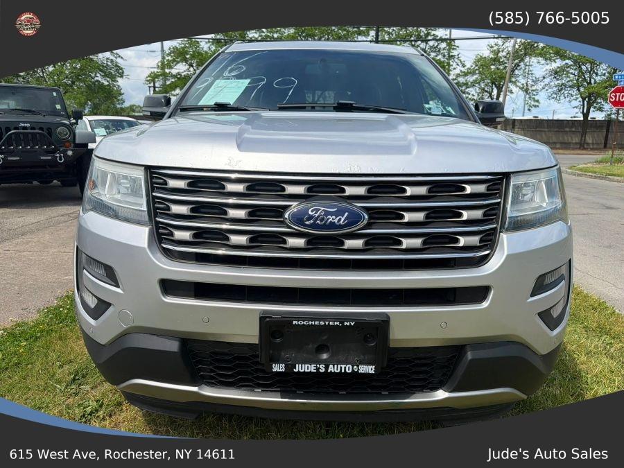 Ford Explorer photo 3