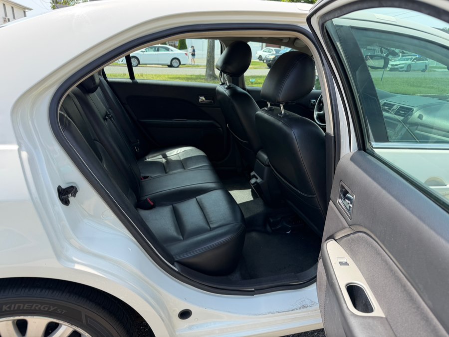 2012 Ford Fusion Hybrid - Photo 15