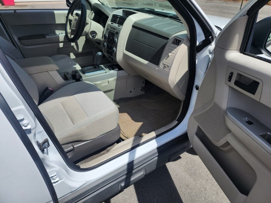 2010 Ford Escape Hybrid - Photo 11