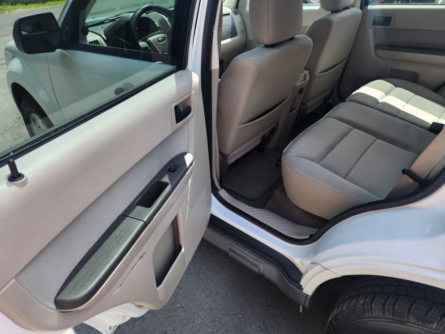 2010 Ford Escape Hybrid - Photo 8