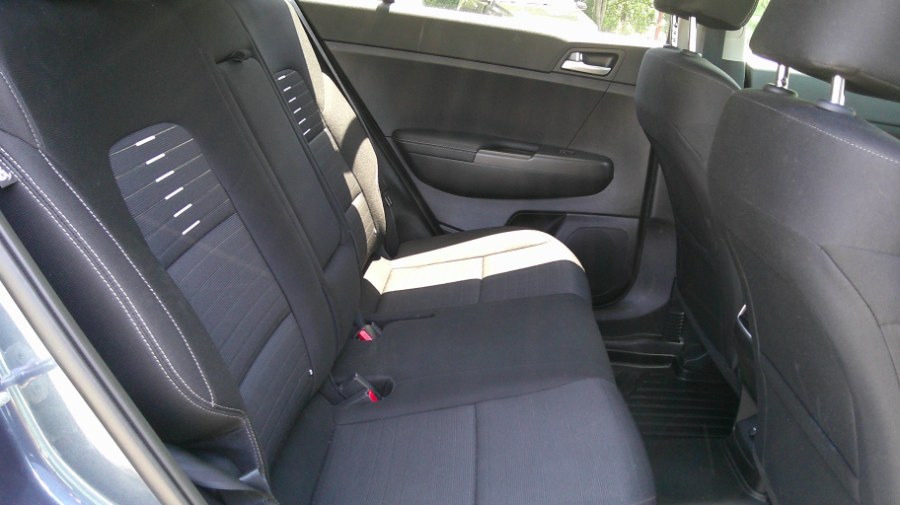 2021 Kia Sportage LX - Photo 10