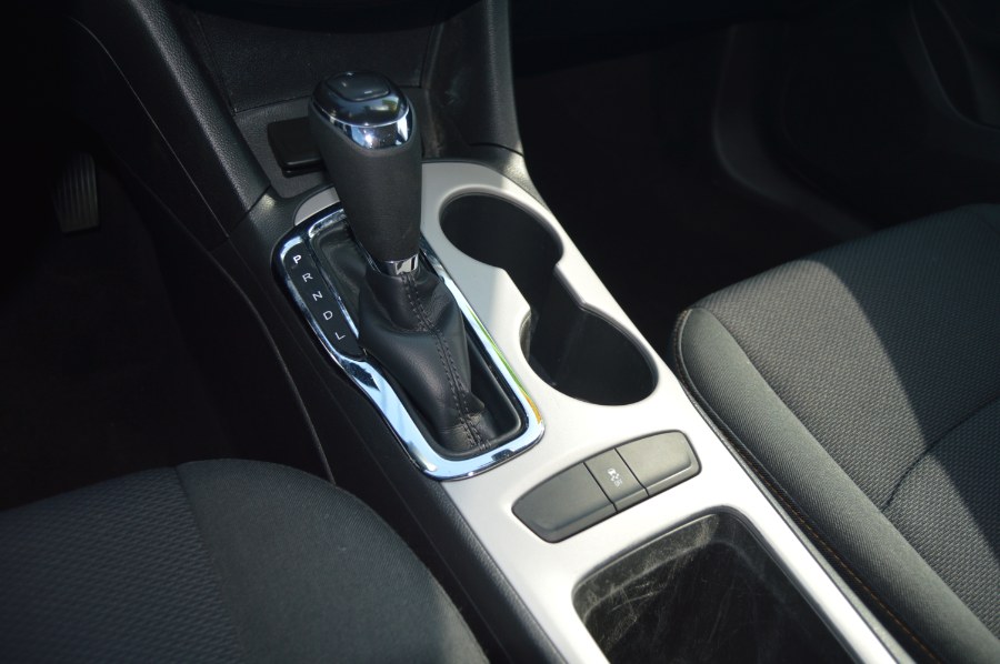2017 Chevrolet Cruze LS - Photo 15