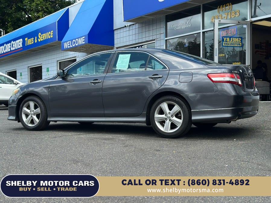 2011 Toyota Camry SE - Photo 9