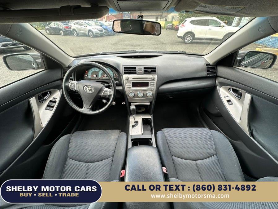 2011 Toyota Camry SE - Photo 14