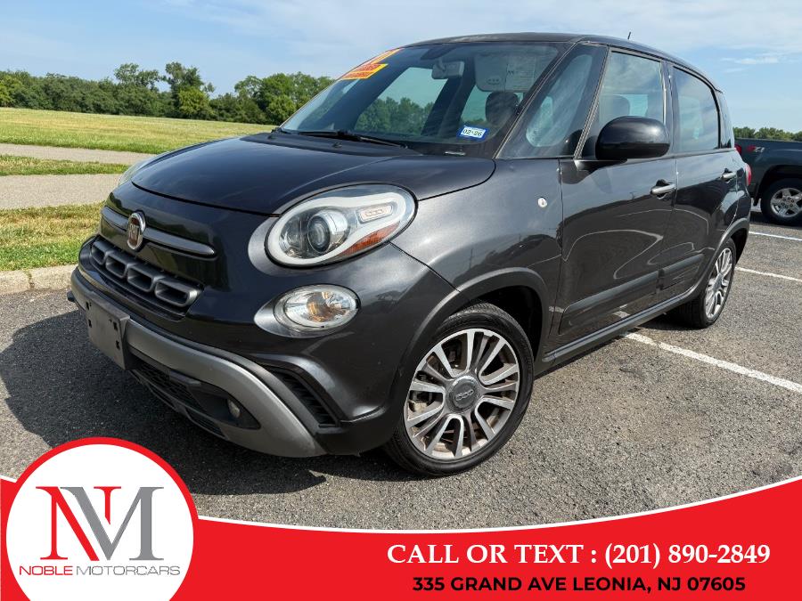 2020 FIAT 500L Trekking FWD's photo