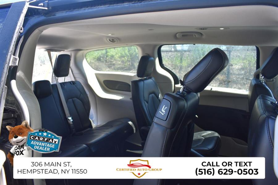 2024 Chrysler Pacifica Touring L - Photo 26