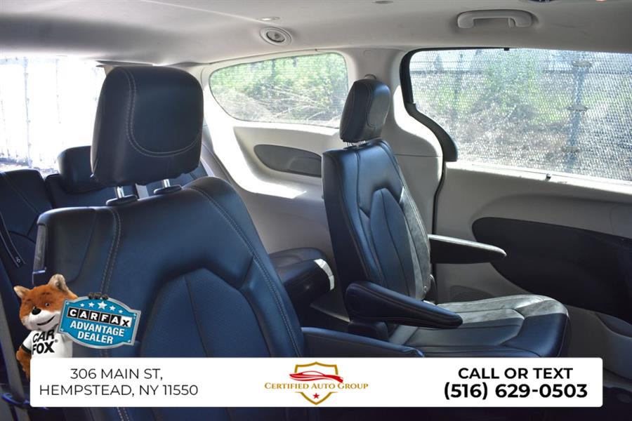 2024 Chrysler Pacifica Touring L - Photo 22