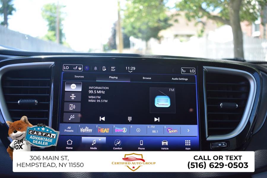 2024 Chrysler Pacifica Touring L - Photo 14