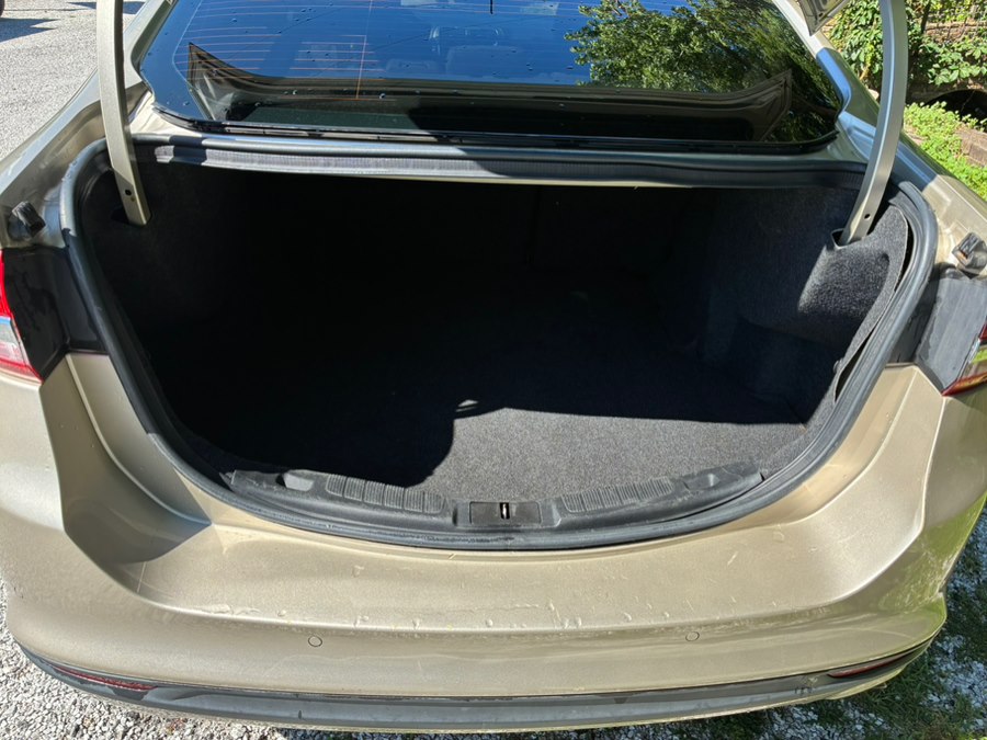 2017 Ford Fusion SE - Photo 11