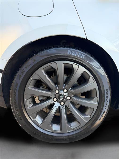 2019 Land Rover Range Rover Velar SE - Photo 18