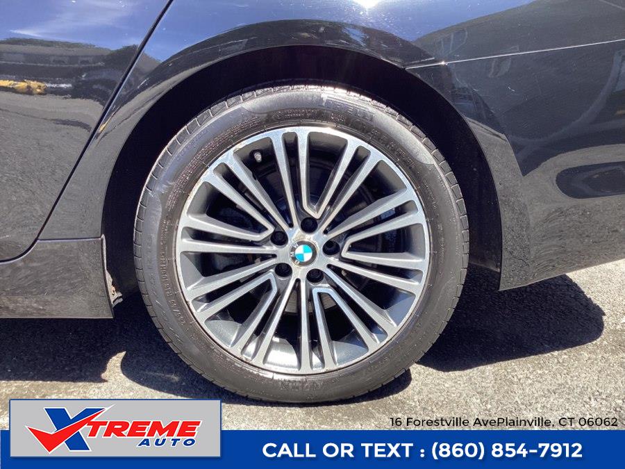 2019 BMW 5 Series 530i - Photo 11