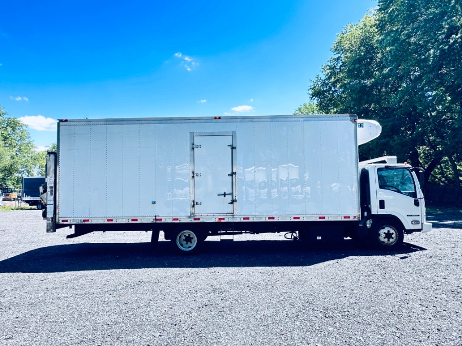 2019 Isuzu NRR's photo