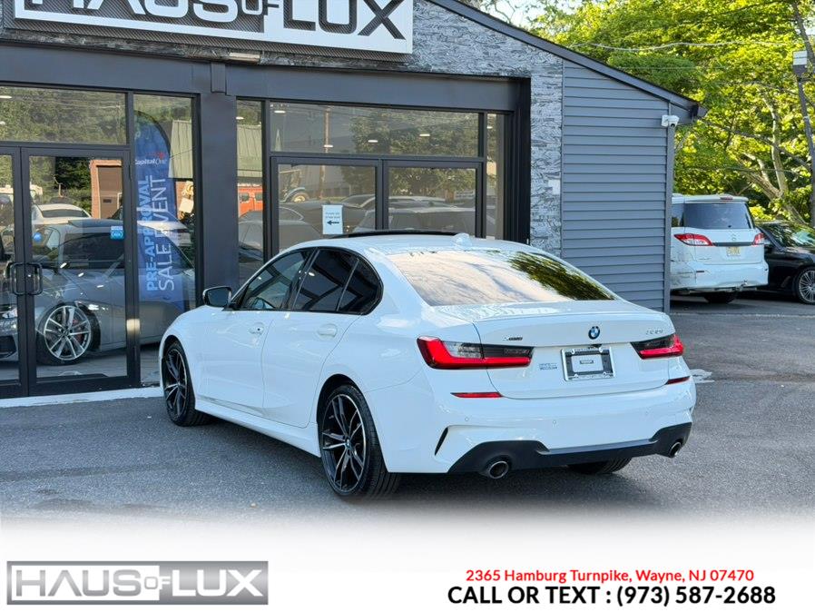 2022 BMW 3 Series 330i - Photo 17