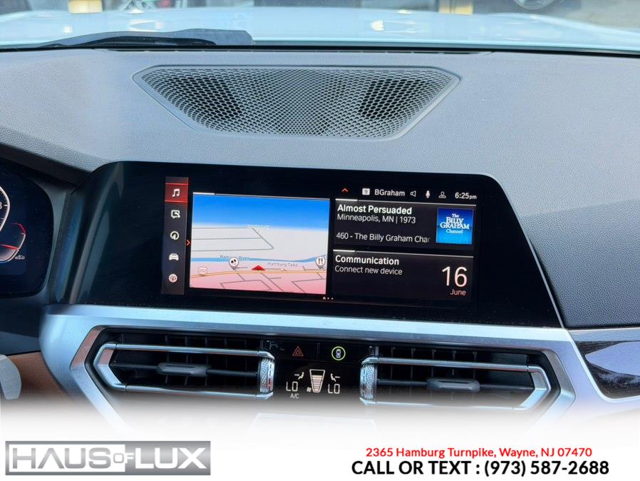 2022 BMW 3 Series 330i - Photo 22
