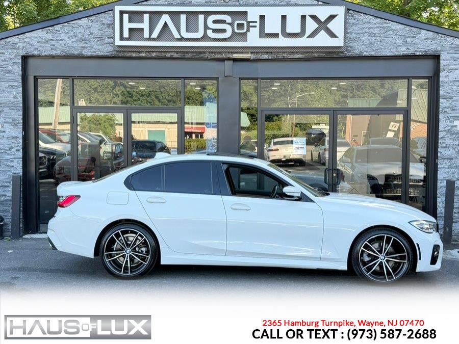 2022 BMW 3 Series 330i - Photo 12