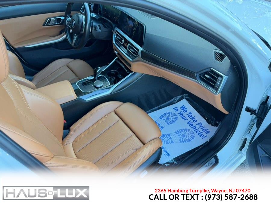 2022 BMW 3 Series 330i - Photo 14