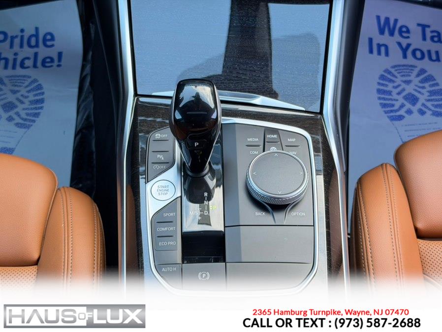 2022 BMW 3 Series 330i - Photo 24