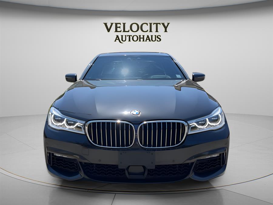2019 BMW 7 Series 750i xDrive's photo