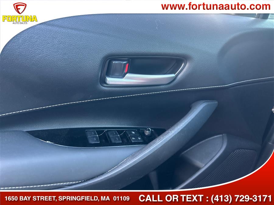 2023 Toyota Corolla Hatchback SE - Photo 17