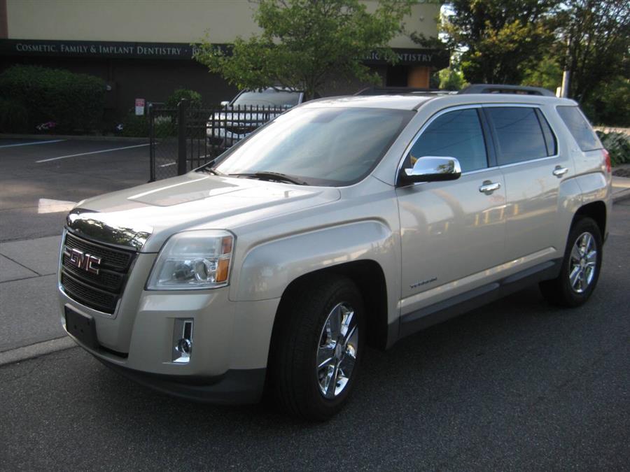 Used 2015 GMC Terrain in Massapequa, New York | Rite Choice Auto Inc.. Massapequa, New York