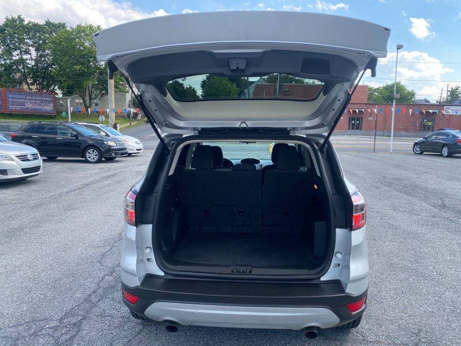 2018 Ford Escape SE - Photo 12