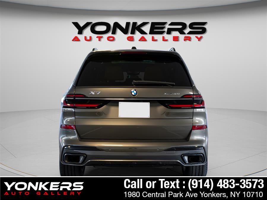 2023 BMW X7 40i - Photo 8