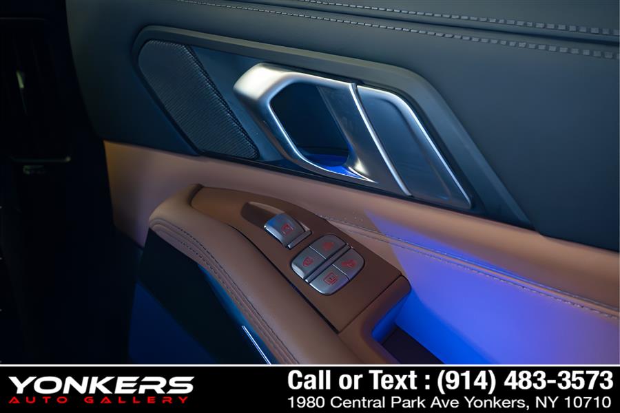2023 BMW X7 40i - Photo 43