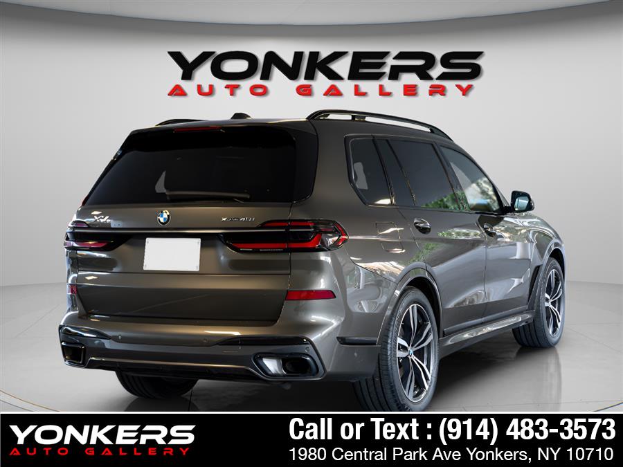 2023 BMW X7 40i - Photo 11