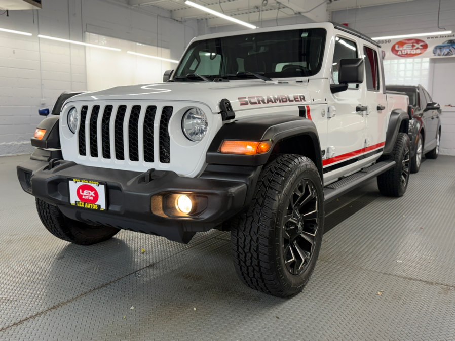2020 Jeep Gladiator Sport S's photo