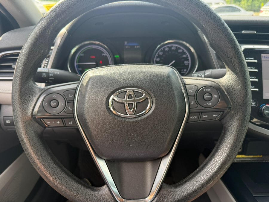 2019 Toyota Camry LE - Photo 15
