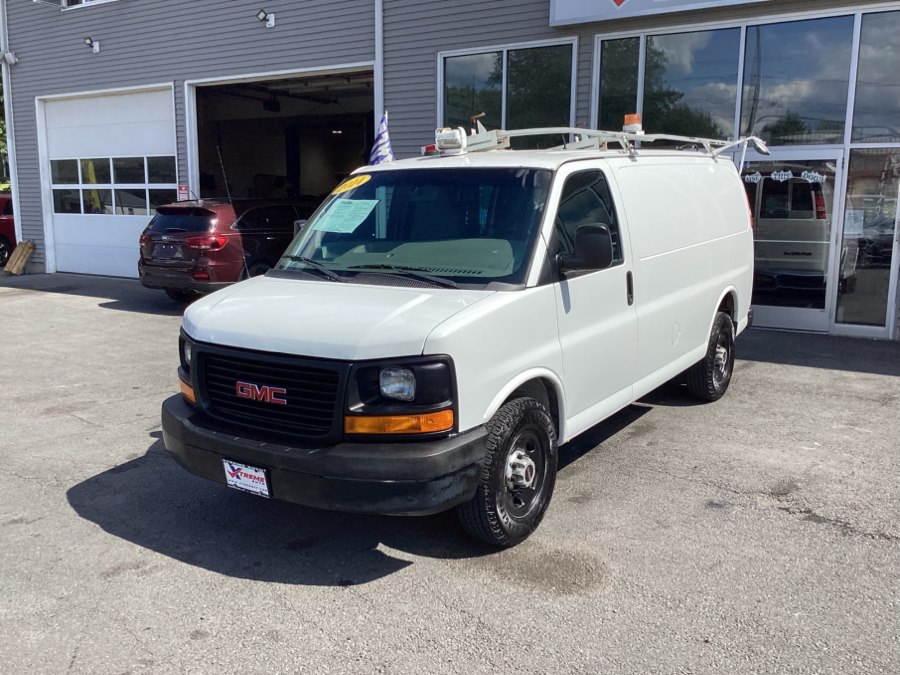 2014 GMC Savana Cargo 2500 RWD