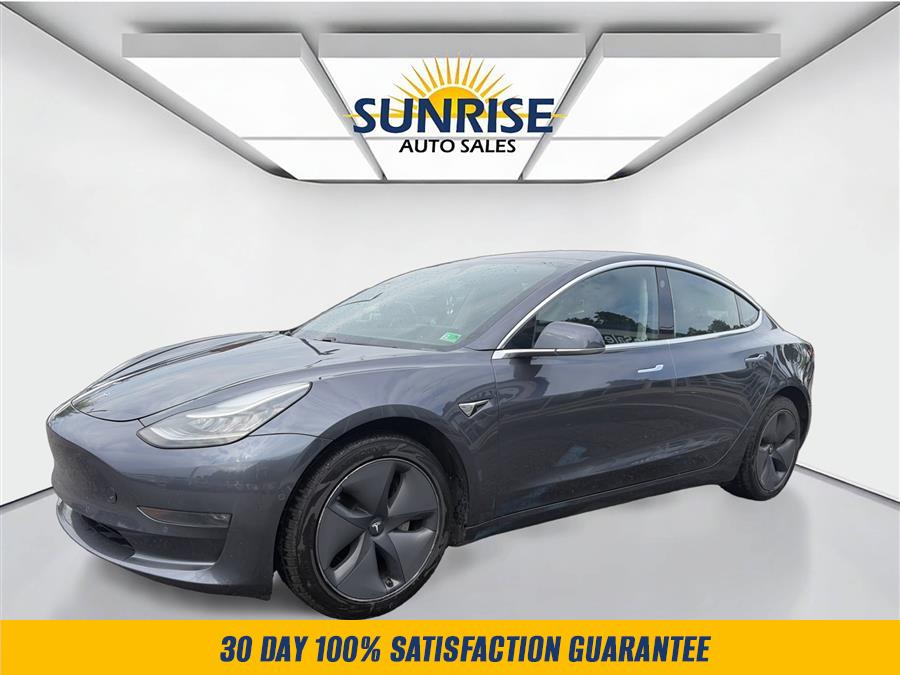 2018 Tesla Model 3 Long Range's photo