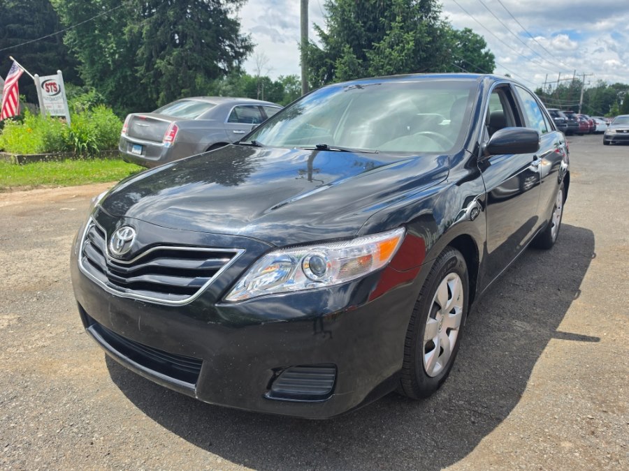 Used 2009 Toyota Camry in East Windsor, Connecticut | STS Automotive. East Windsor, Connecticut